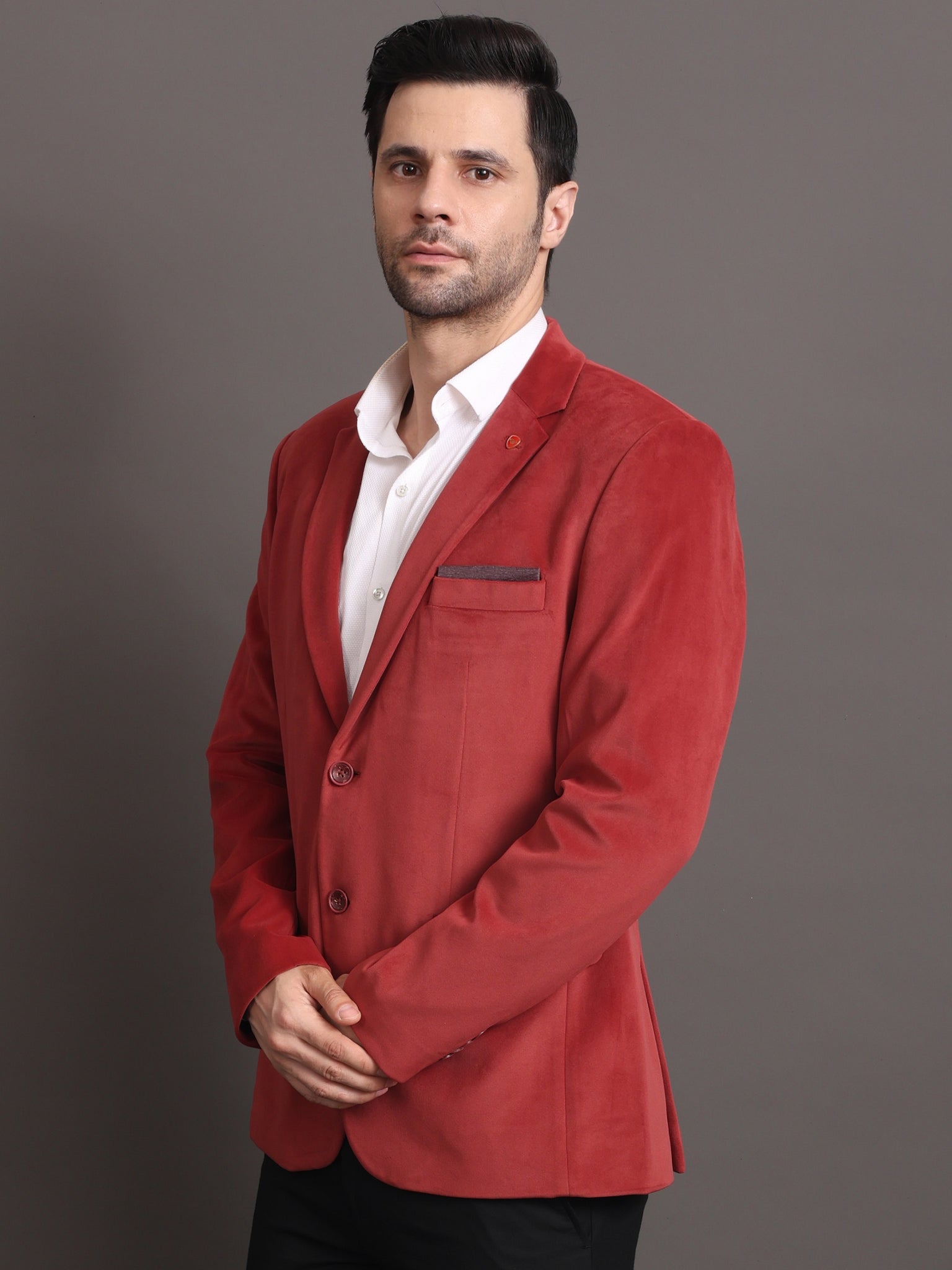 Men's Red Solid Velvet Tailored Fit Blazer