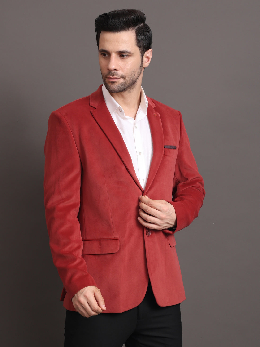 Men's Red Solid Velvet Tailored Fit Blazer