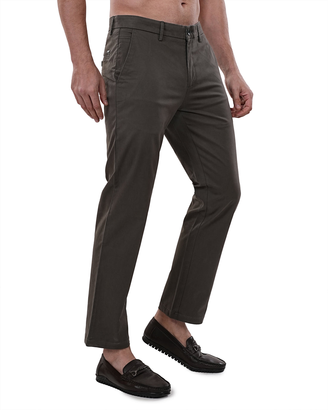 Men Olive Green Solid Regular Fit Chinos