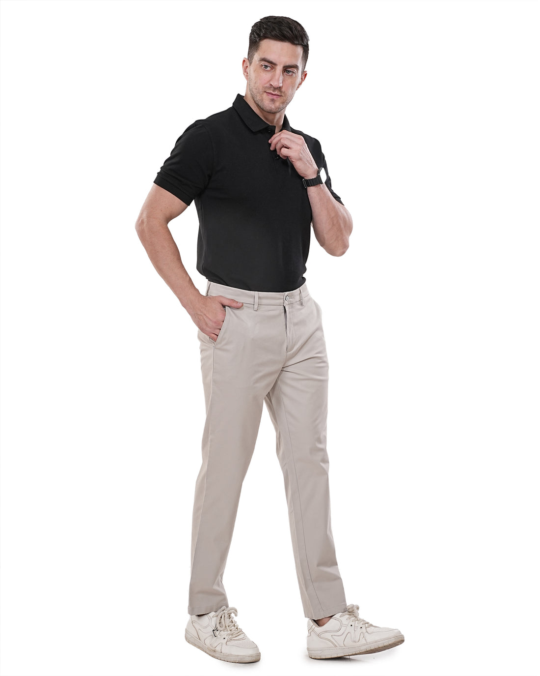Men Ivory Solid Regular Fit Chinos