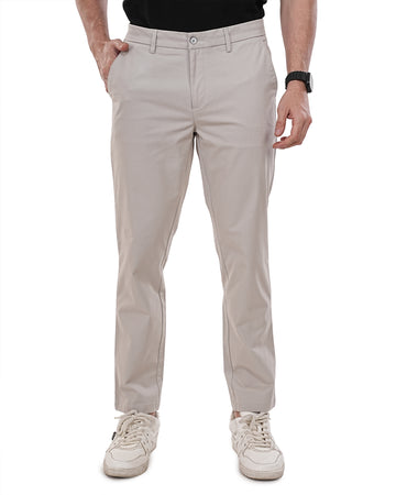 Men Ivory Solid Regular Fit Chinos